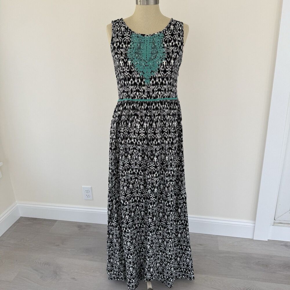 THML Anthropologie Black White Sleeveless Maxi Rayon Dress Cut Out Back Size M